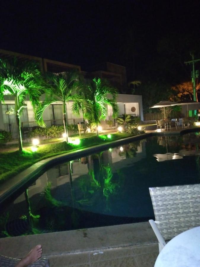 Beach Refuge Apartment Имбасаи Екстериор снимка